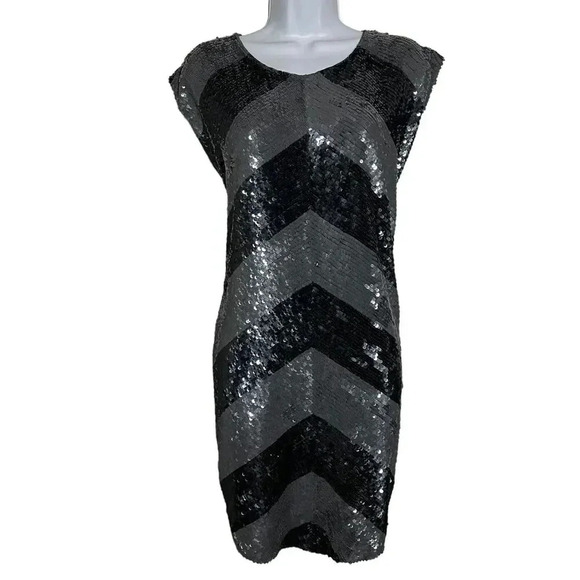 HAUTE HIPPIE sequin cocktail dress relaxed fit size Medium Gray and black NEW - Picture 3 of 12
